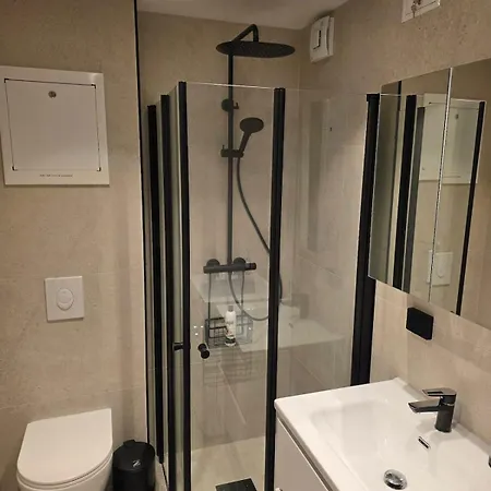 Cozy Corner - Vest *